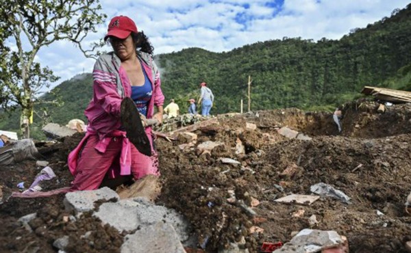 Al menos 17 muertos por deslave en suroeste de Colombia  