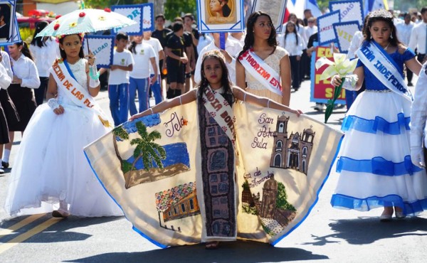 Encantaron las palillonas, indias bonitas, reinas y pomponeras