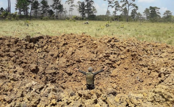 Catorce pistas clandestinas usadas para narcotráfico destruidas en Honduras