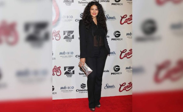 Afortunada, Litzy se mantiene en 'Señora Acero”