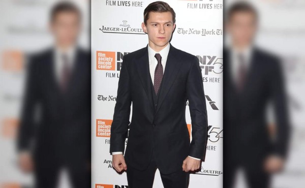 Tom Holland cuenta que tiene pánico a las arañas