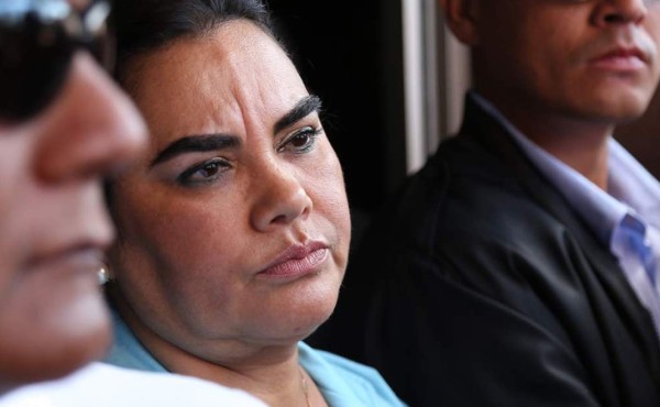 Directora del Pani confirma que Rosa Elena pidió la transferencia