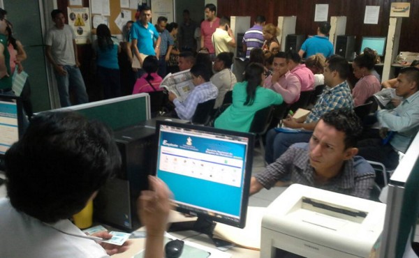 Secretaría de Trabajo cuenta con 300 vacantes en San Pedro Sula