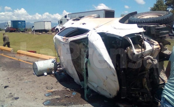 Se accidentan cuatro empleados de una empresa en carretera de Comayagua