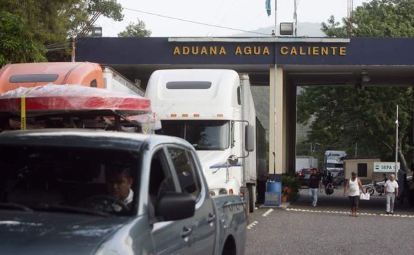 Retienen una docena de ciudadanos africanos en el occidente de Honduras