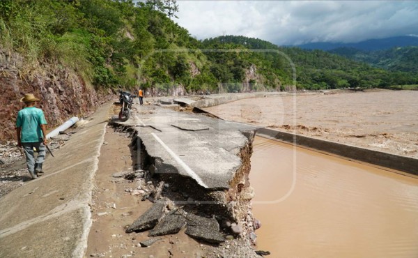 Inicia rehabilitación de carreteras dañadas por tormentas tropicales en Honduras