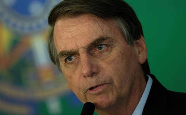 Suben a 4 los infectados por coronavirus que acompañaron a Bolsonaro en EEUU