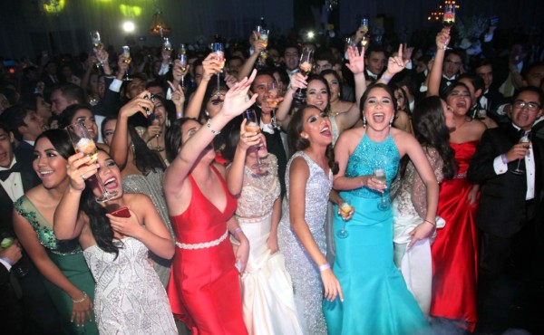 Graduación de DelCampo International School