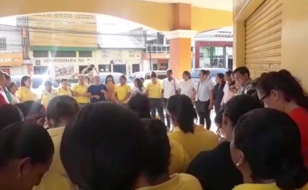 Trabajadores oran por que negocios no sean cerrados en Yoro