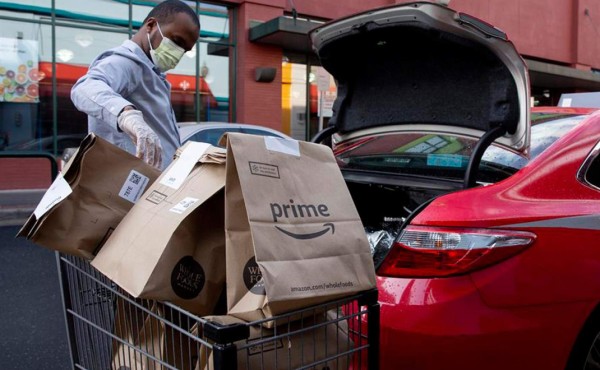 Amazon reina en medio de la pandemia de COVID-19 pero se le rebelan los trabajadores