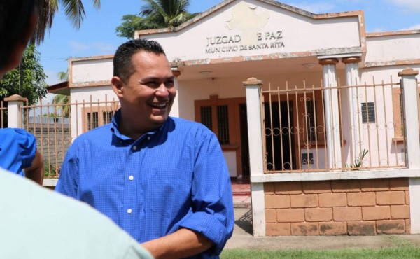 Alcalde de Santa Rita es denunciado por difamación y amenazas