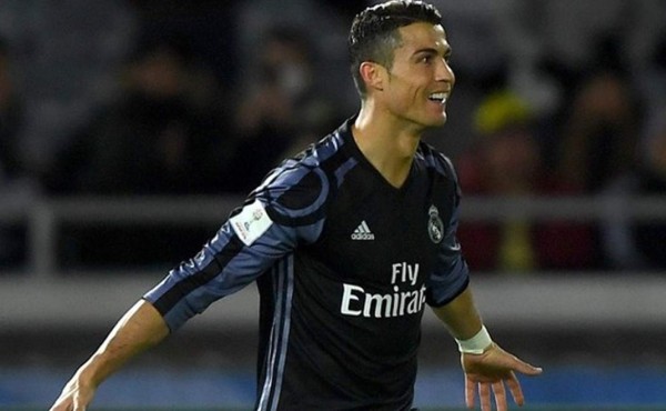 Cristiano Ronaldo logró su gol 500 en clubes como profesional