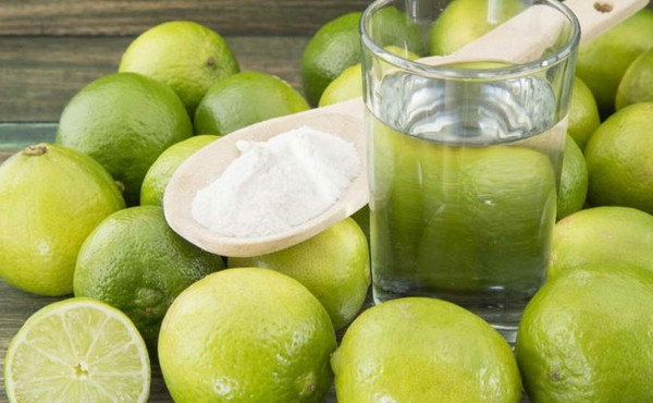 Los riesgos de usar productos de limpieza caseros