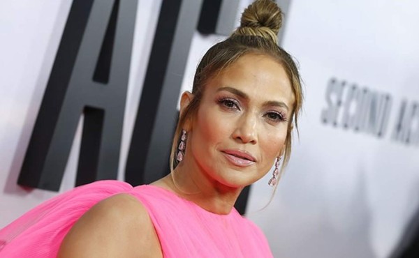 JLo se culpa por sus fracasos sentimentales