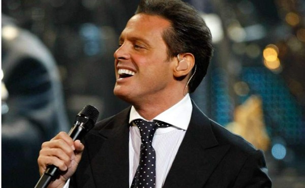 Luis Miguel arranca suspiros con este video