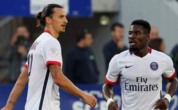 El PSG aparta a Aurier, su lateral derecho, por insultar a Blanc