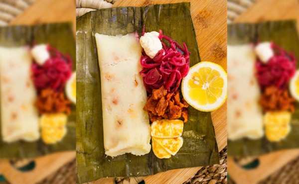 Tamal de yuca y chicharrón hondureño