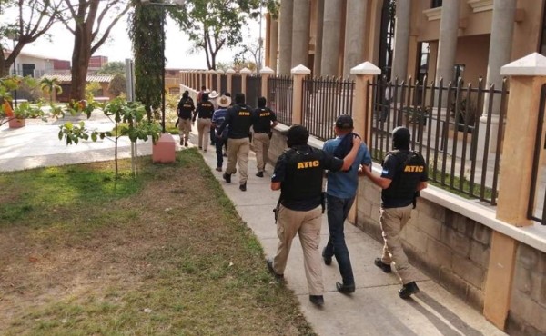 Capturan a 'Los Oliva' por el supuesto asesinato de un padre y su hijo