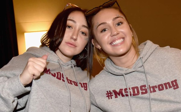 Noah Cyrus estalla en llanto ante próxima paternidad de su ex Lil Xan