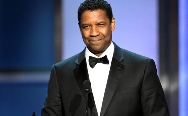 El 'gigante' Denzel Washington es celebrado por Hollywood