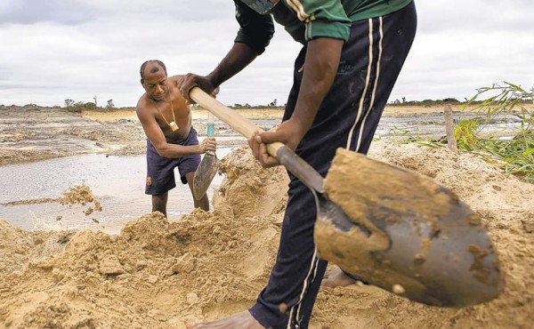El plan de Venezuela para explotar el oro choca contra las pandillas armadas