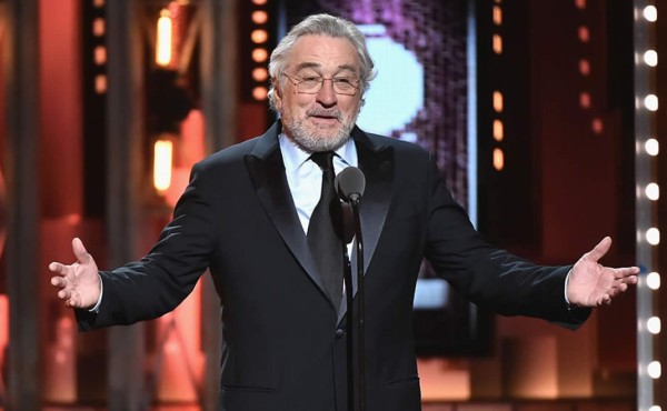 Robert De Niro insulta a Trump y es ovacionado de pie