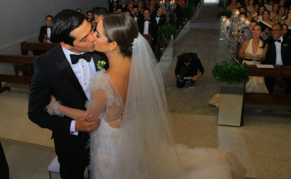 Boda de Adriana Corrales y Xavier Lacayo