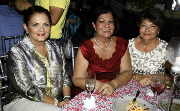 Magdalena Yacamán de Barletta celebra su cumpleaños