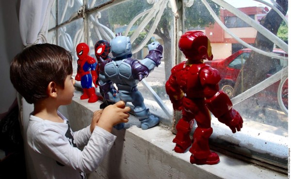 Preocupan niños en confinamiento