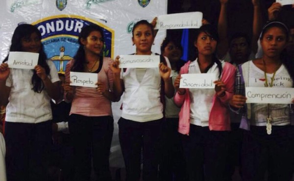 Estudiantes hondureños serán capacitados para evitar pandillas