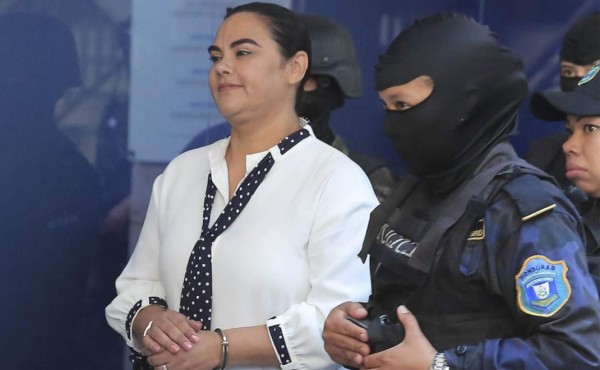 Mantienen la medida de prisión preventiva contra Rosa de Lobo