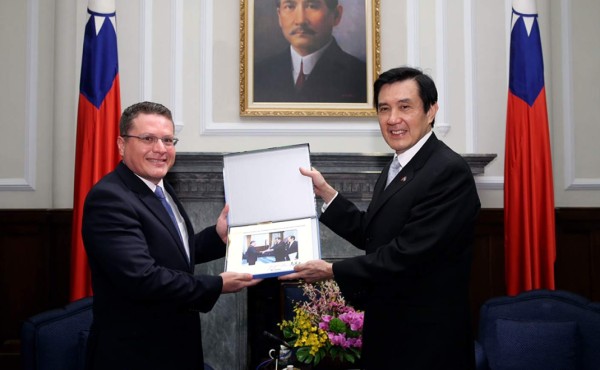 Embajada en Taiwán anuncia visita del presidente de Honduras