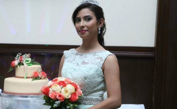 Los quinceaños de Shelsey Lara Leonardo