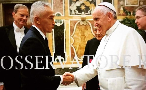 Los 10 segundos de Jorge Ramos con el Papa