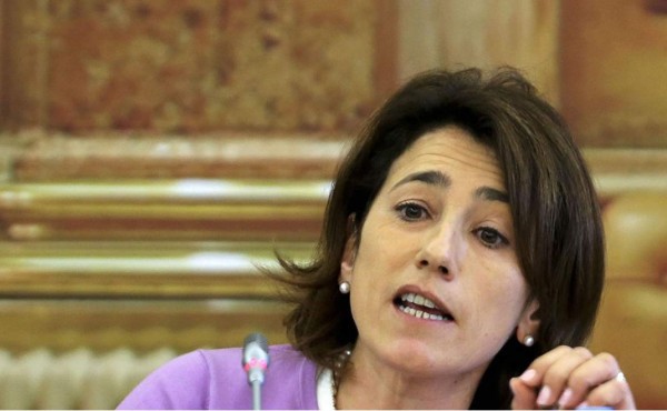 Los incendios mortales en Portugal causan la renuncia de una ministra  