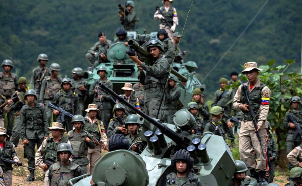 EUA 'se quitó la careta' con 'delirante' amenaza contra Venezuela