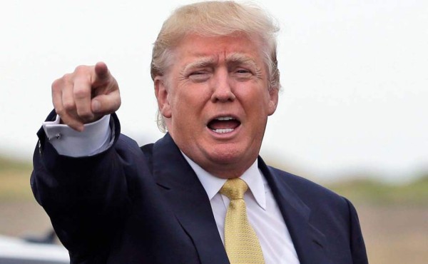 Trump tilda de irrespetuoso a Raúl Castro tras llegada de Obama a Cuba