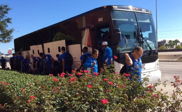 Selección de Honduras llega a Houston pensando en Canadá