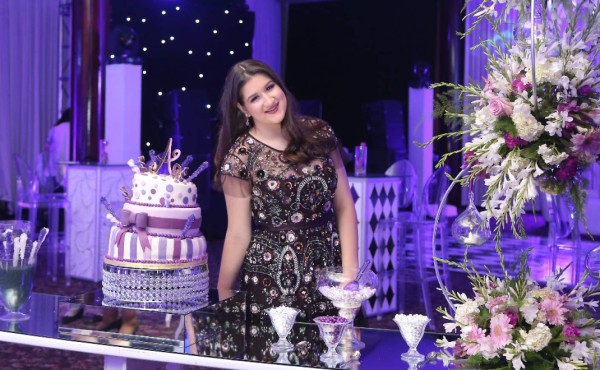 15 años de Amanda Sabillón Canahuati