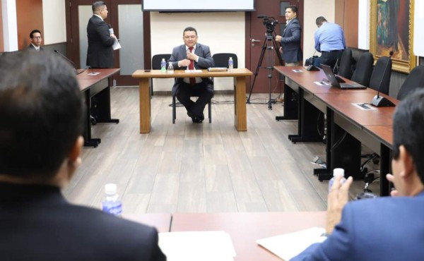 Finalizan audiencias de los 10 aspirantes a comisionado del RNP de Honduras