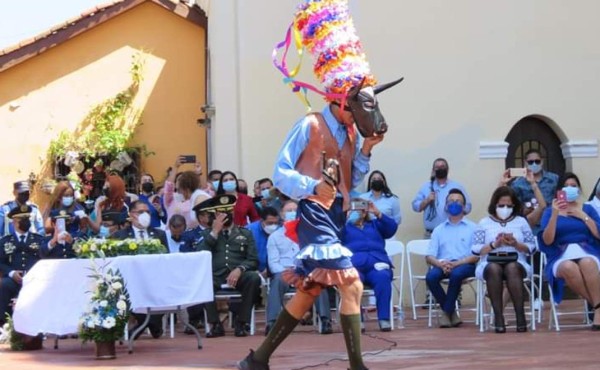 Con júbilo y civismo Comayagua celebra el Bicentenario de Independencia