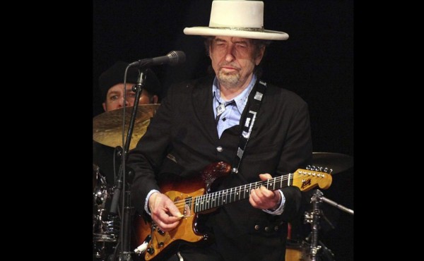 Academia Sueca desiste en su intento de contactar a Bob Dylan