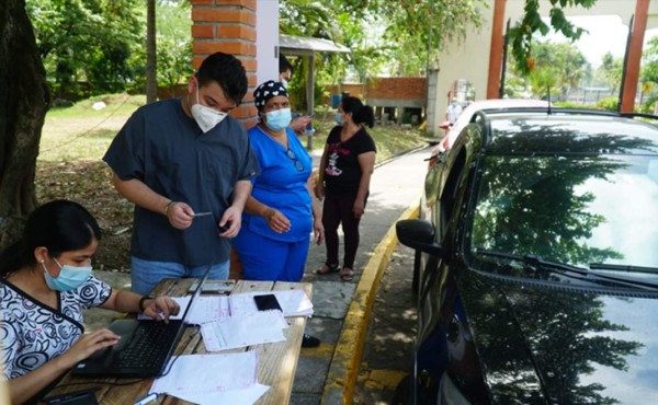 Culminan hoy la vacunación de sampedranos de 70 años contra el covid-19