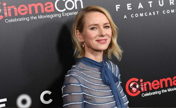 Naomi Watts tomó venganza contra fanática  