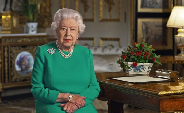 Isabel II asegura: 'venceremos' al coronavirus