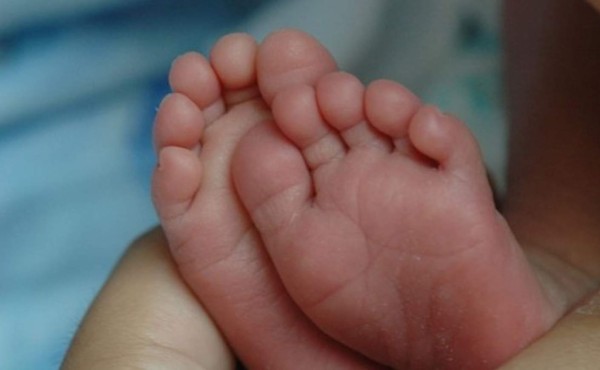 Aprueban la primera licencia para un bebé de tres padres en el Reino Unido