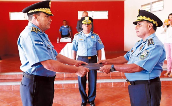 Asumen los nuevos jefes de la Policía Nacional