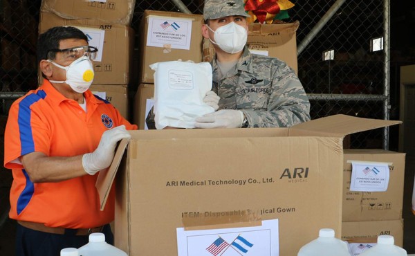 Comando Sur de EEUU dona equipo de protección personal ante emergencia