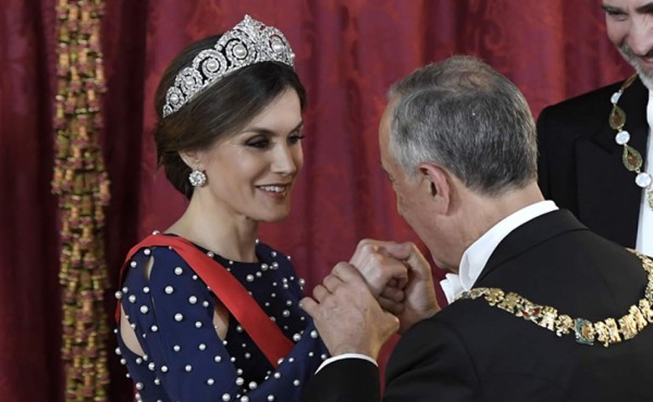 Reina Letizia sufre un fallo de vestuario