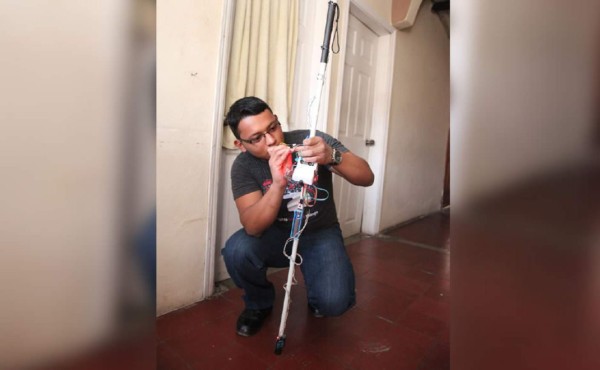 Jóvenes innovadores revolucionan con sus inventos tecnológicos